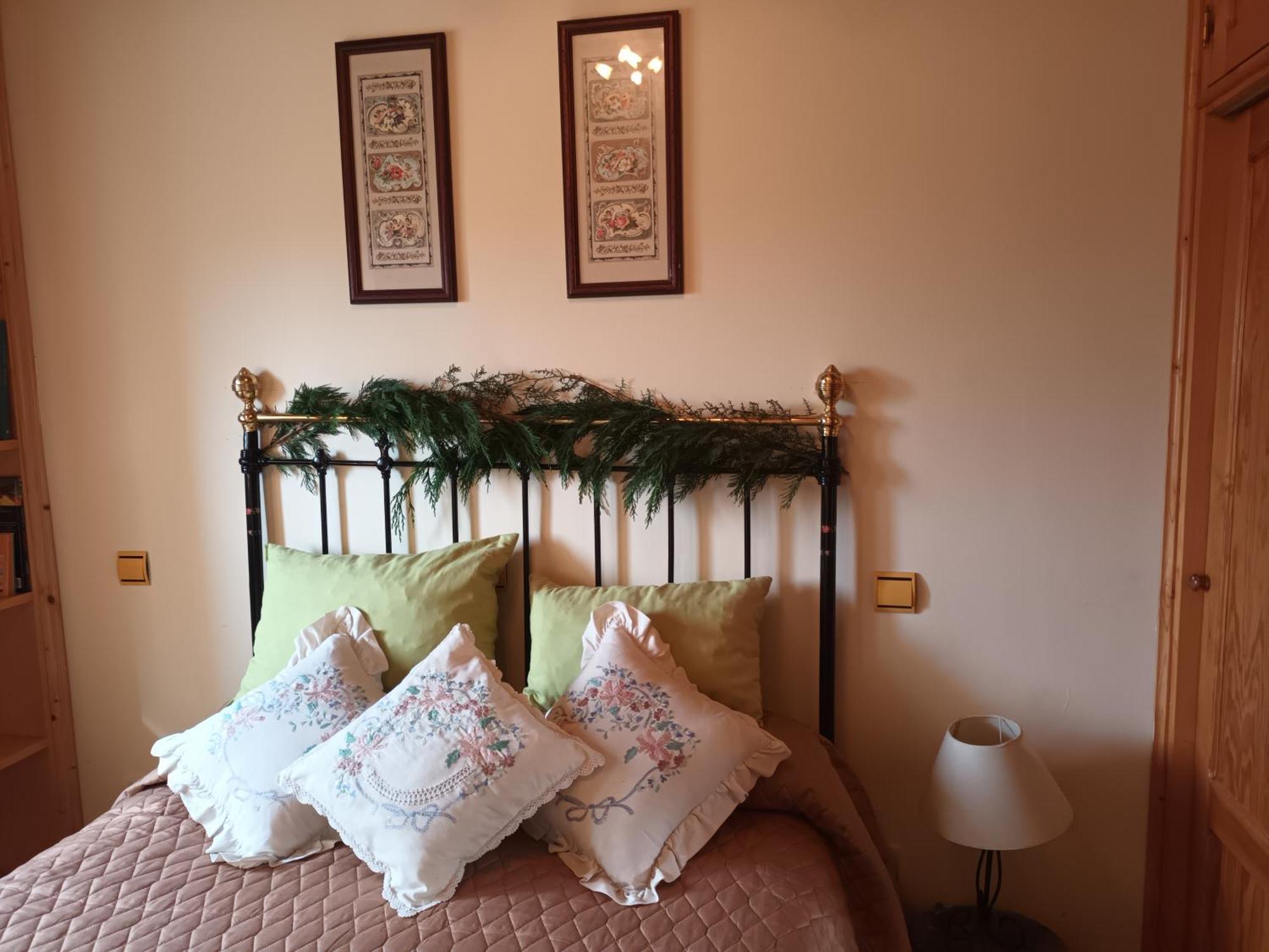 La Artesonada Casa Con Finca Villa Puebla de Sanabria Phòng bức ảnh